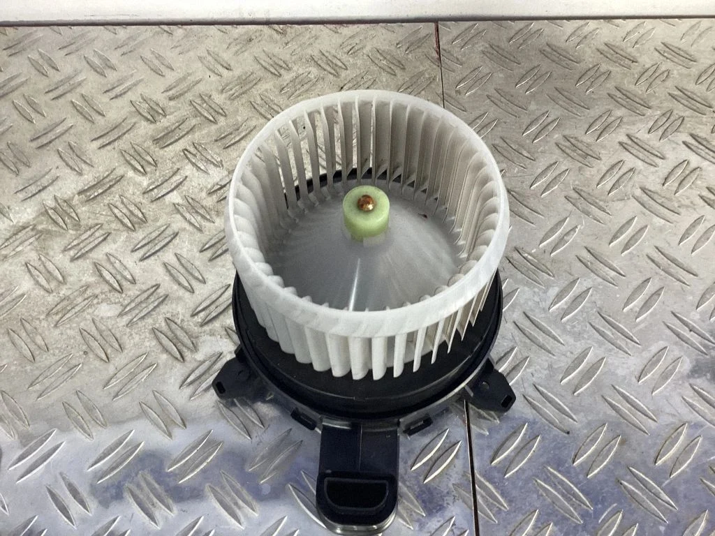 Heater fan/blower
