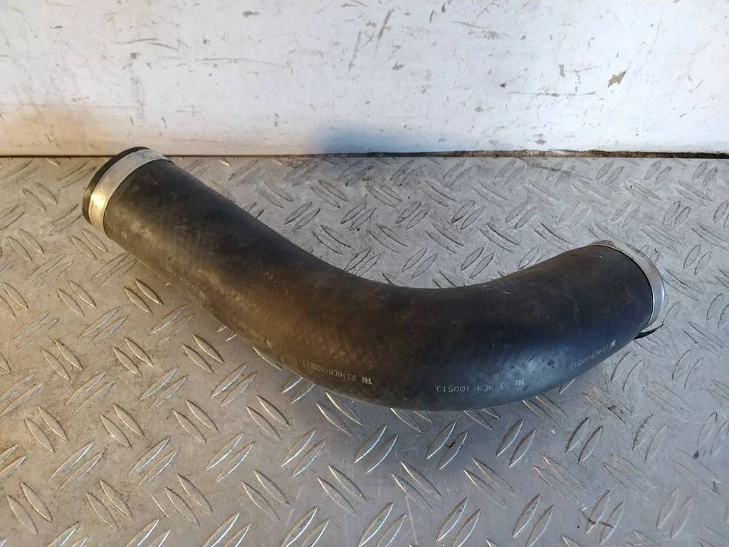 Engine coolant pipe/hose – Toyota Land Cruiser (J150) (2009-)
