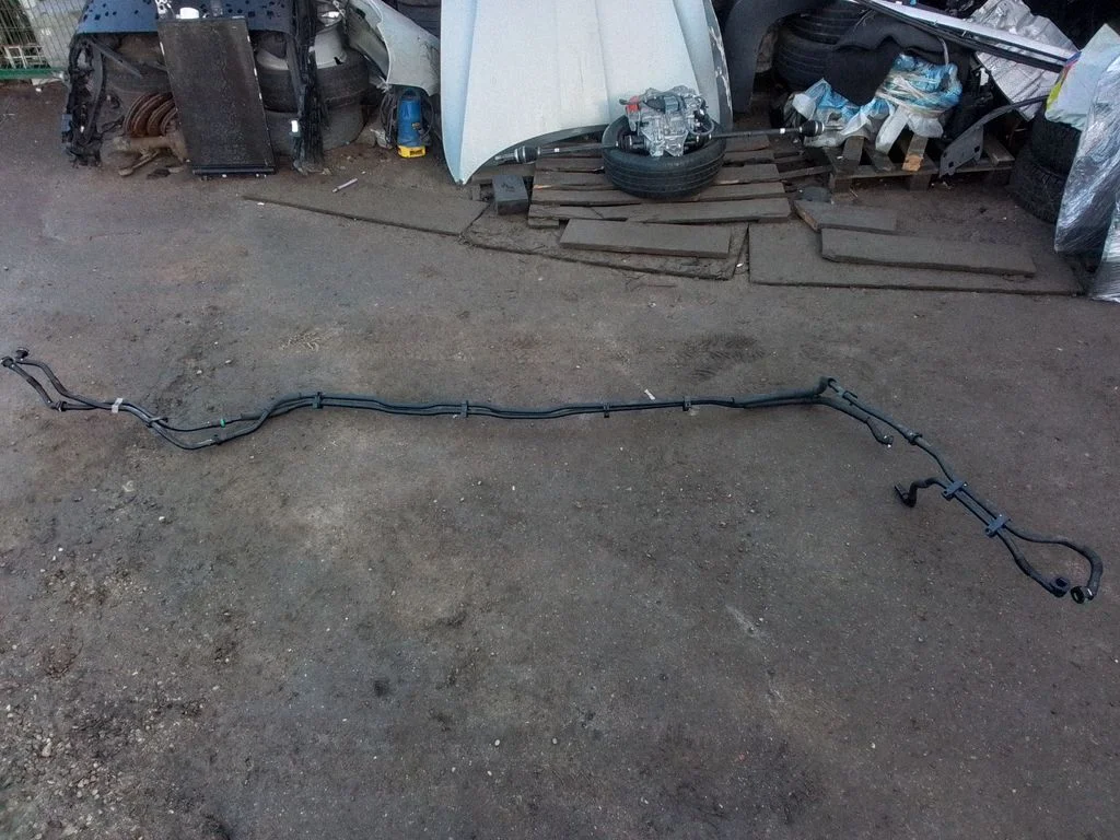 Engine coolant pipe/hose TTF5GRC110