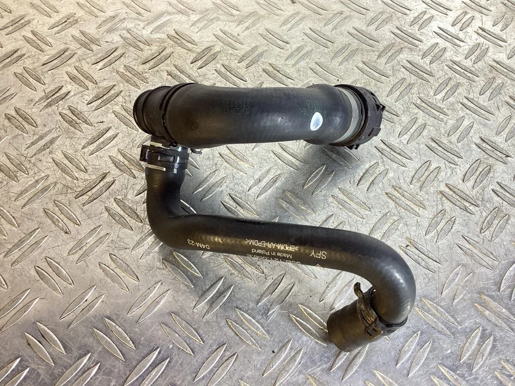 Engine coolant pipe/hose – Porsche Macan (95B) (2019-)