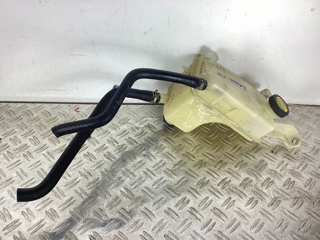 Coolant expansion tank/reservoir