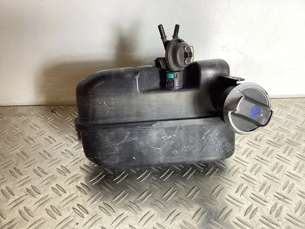 Coolant expansion tank/reservoir – Porsche 911 991 (2011-2019)