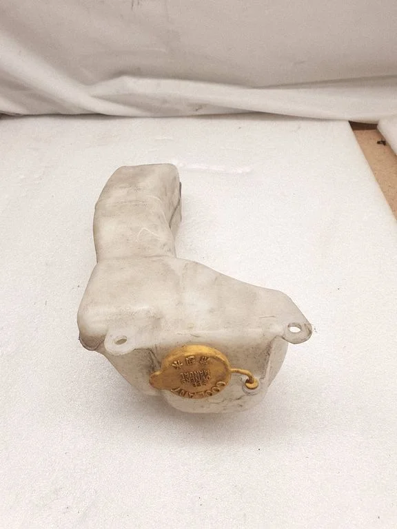 Coolant expansion tank/reservoir – Subaru Impreza II (2001-2002)