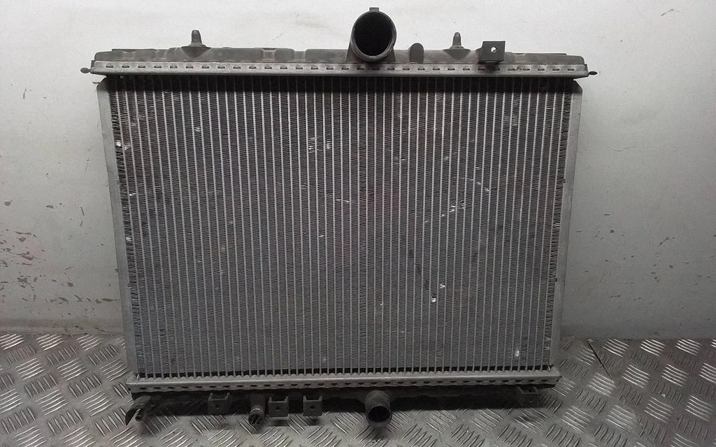 Coolant radiator 150572153F