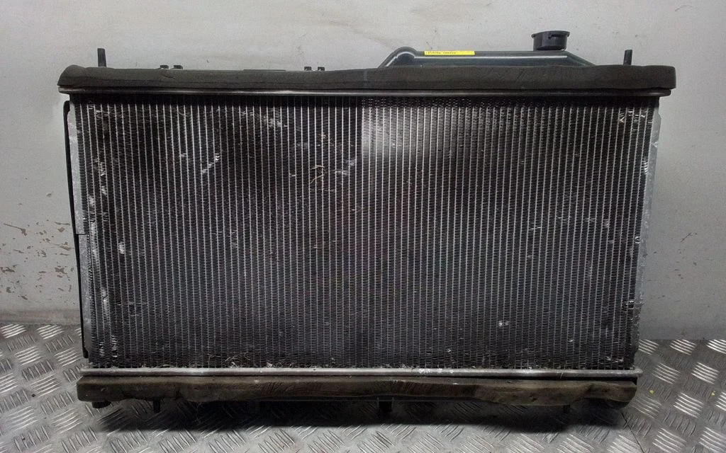 Coolant radiator