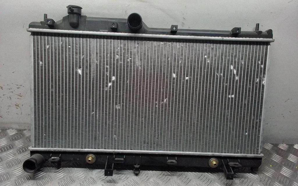 Coolant radiator