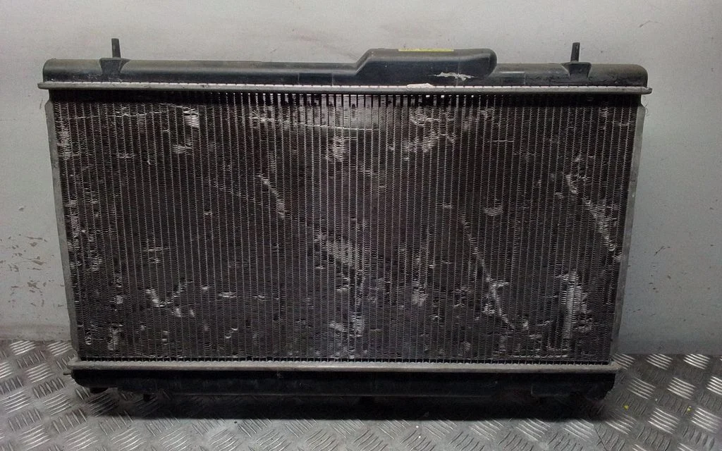 Coolant radiator