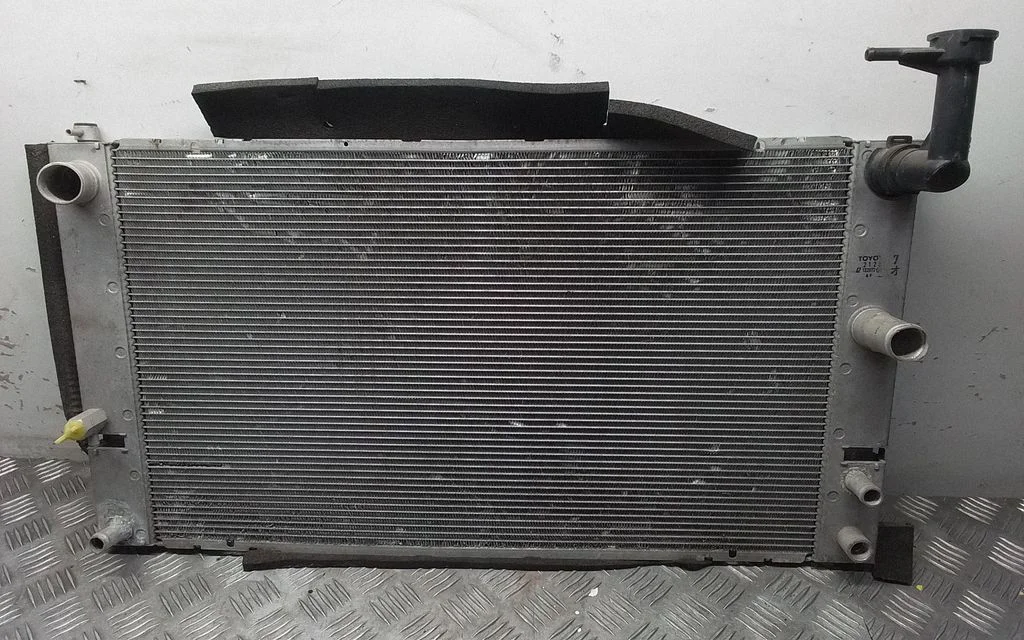 Jahutusvedeliku radiaator 1220720111