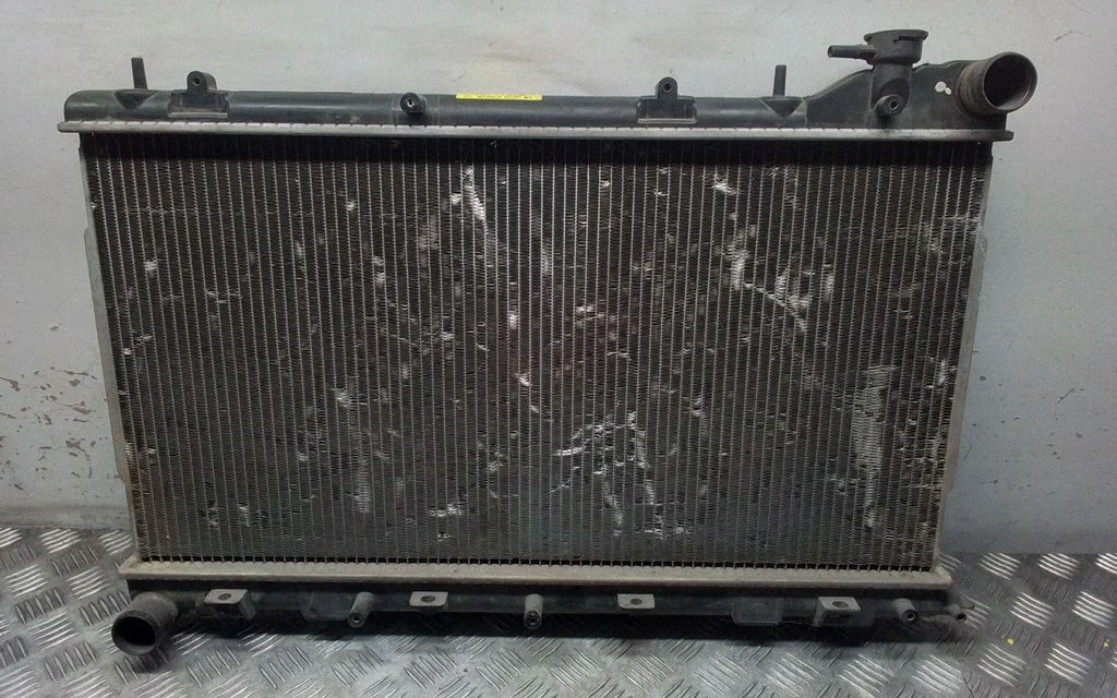 Jahutusvedeliku radiaator – Subaru Forester SF (2000-2003)