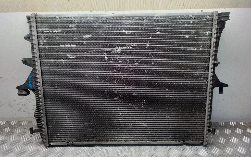 Coolant radiator 7L0121253