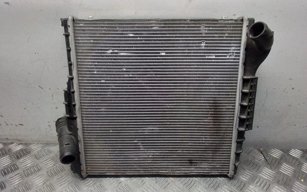 Dzesēšanas šķidruma radiators 9P1121252