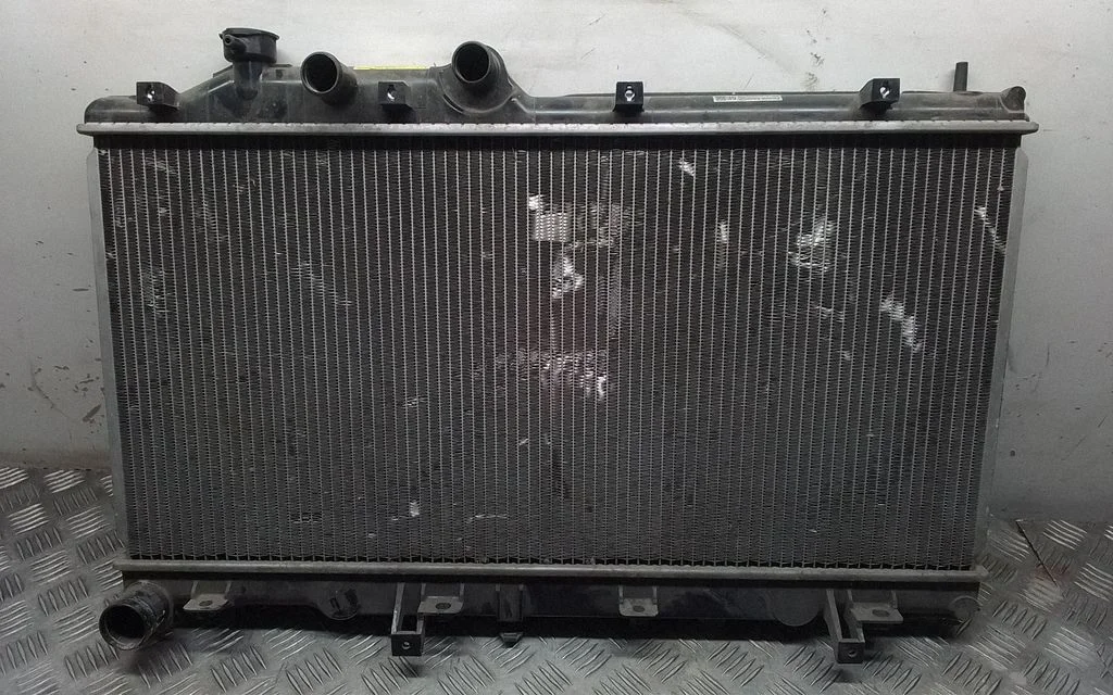 Coolant radiator