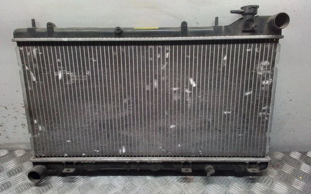 Jahutusvedeliku radiaator – Subaru Forester SF (2000-2003)