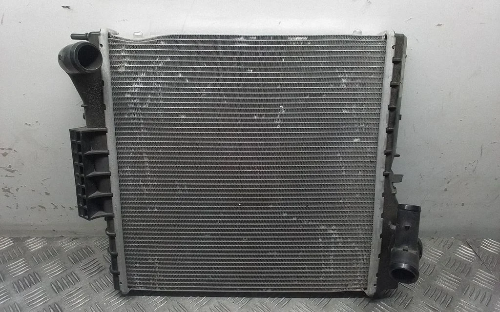 Dzesēšanas šķidruma radiators 99110614101