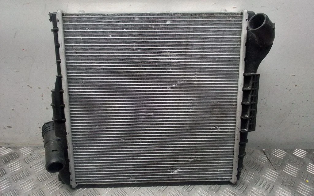 Dzesēšanas šķidruma radiators 9P1121252