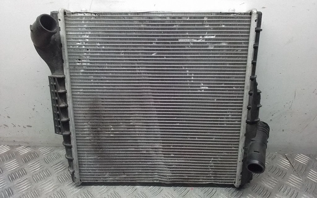 Dzesēšanas šķidruma radiators 9P1121252