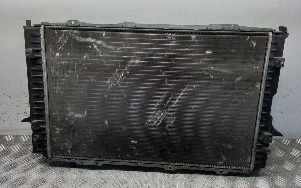 Coolant radiator 4A0121251R