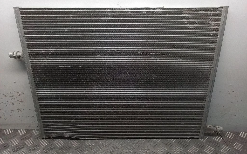 Coolant radiator