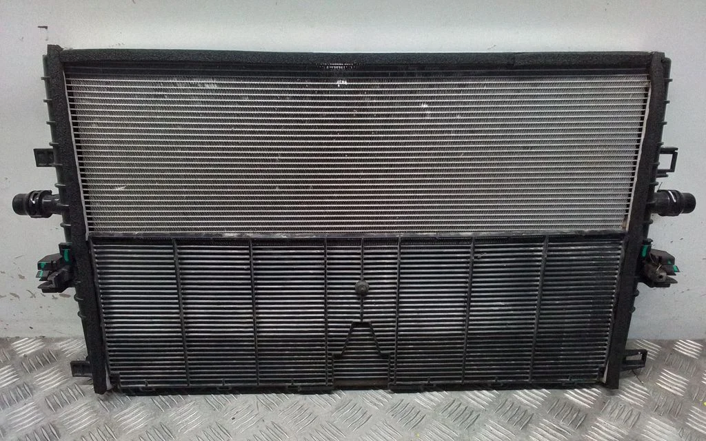 Jahutusvedeliku radiaator 160781100B