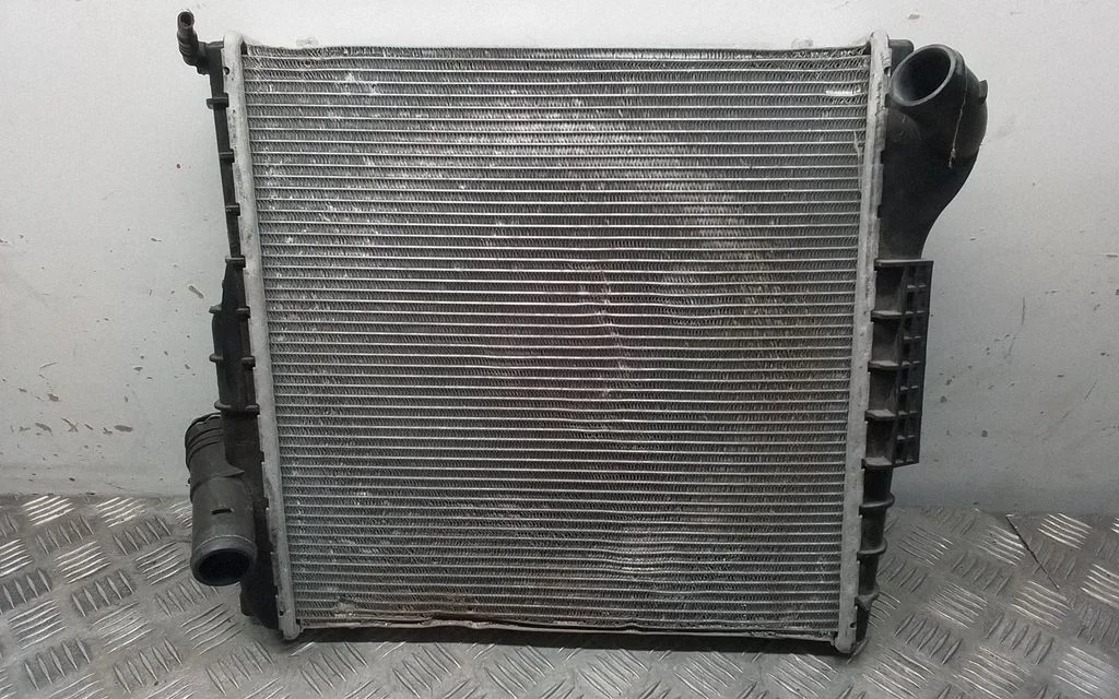Dzesēšanas šķidruma radiators 9P1121252