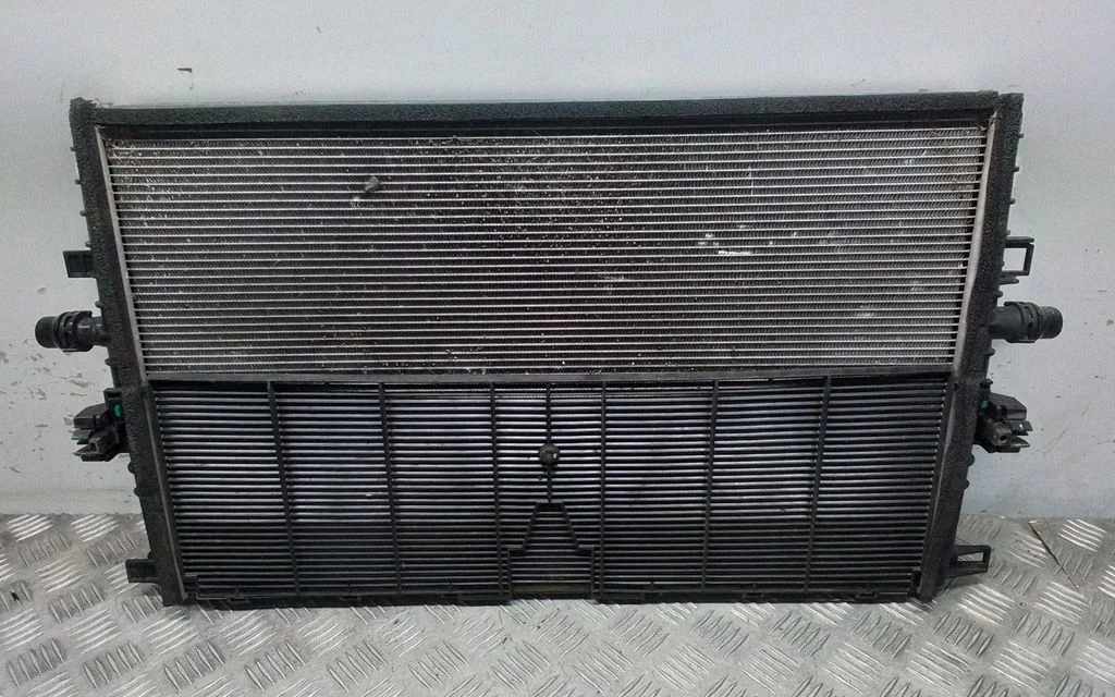 Jahutusvedeliku radiaator 160781100B