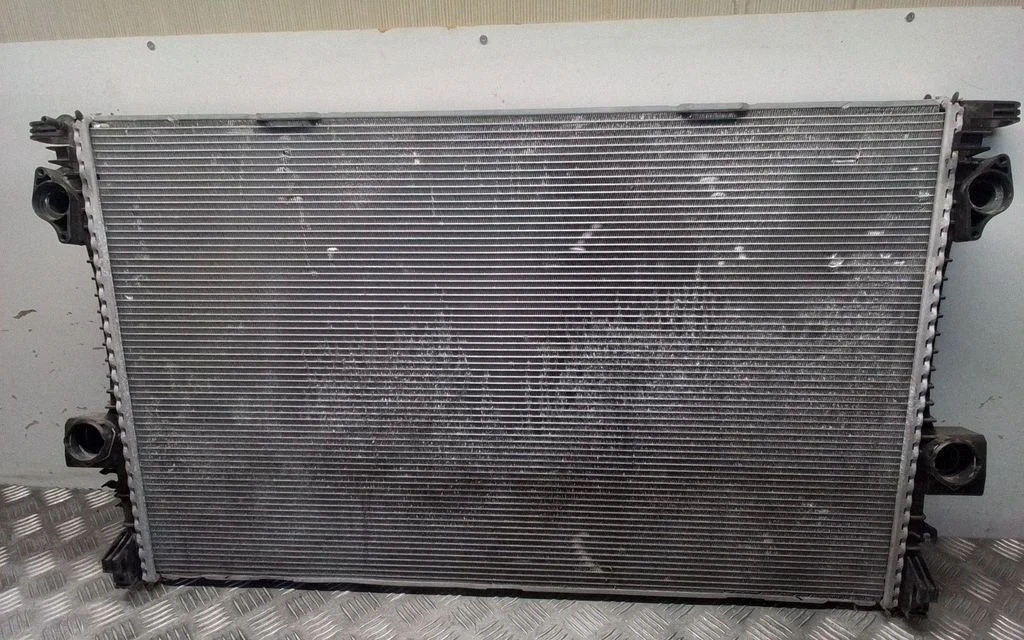 Dzesēšanas šķidruma radiators 971121253