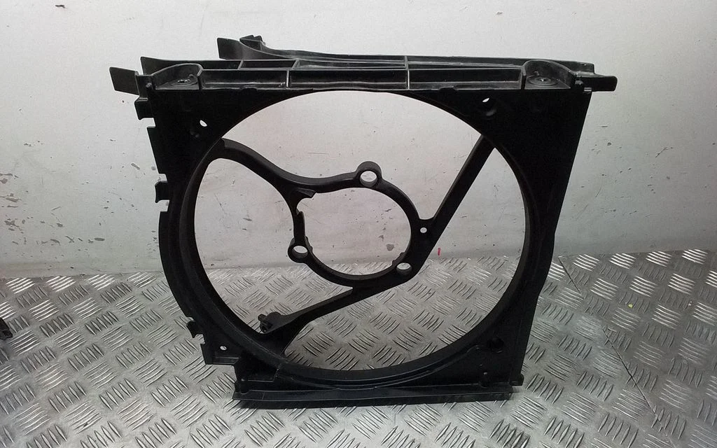 Radiator cooling fan shroud – Porsche 911 991 (2011-2019)