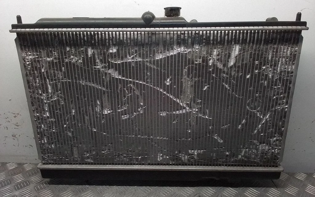 Coolant radiator – Mitsubishi Lancer (2003-2007)