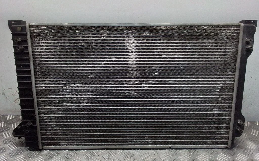 Coolant radiator – Audi A4 S4 B7 8E 8H (2005-2008)