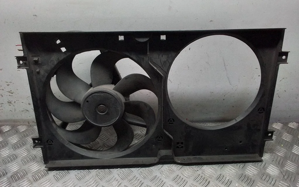 Wentylator chłodnicy elektryczny 1C0121207 – Volkswagen New Beetle (1998-2010)