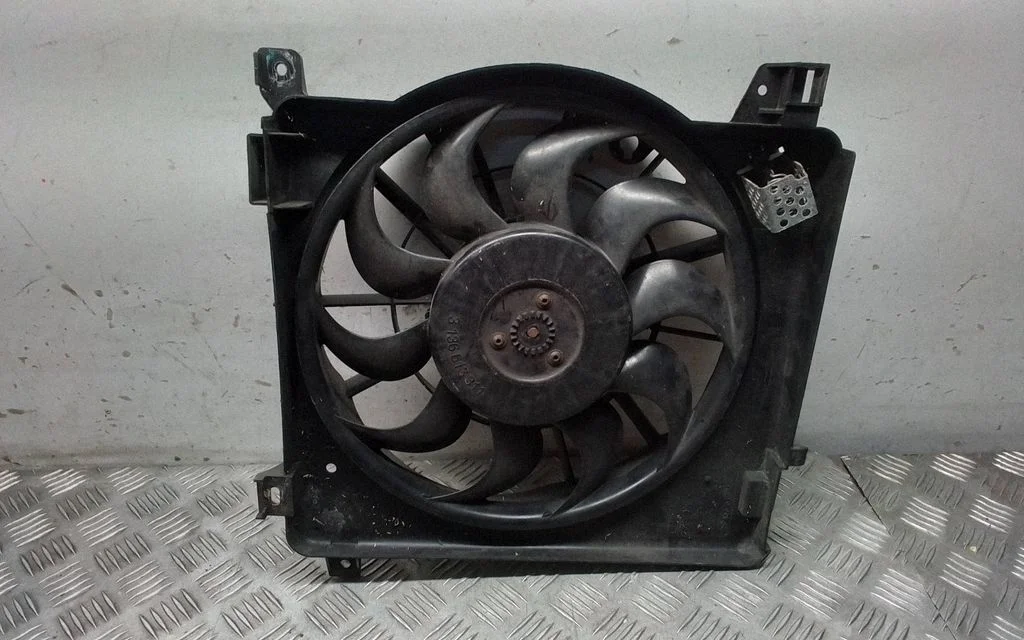 Electric radiator cooling fan 0130303304 – Opel Zafira B (2005-2014)