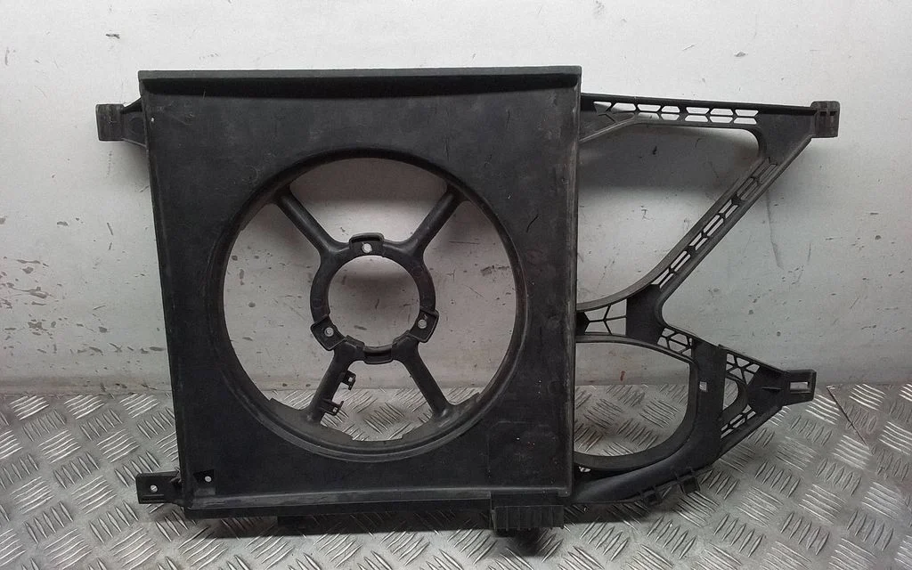 Wentylator chłodnicy elektryczny 8038845 – Opel Corsa C (2000-2006)