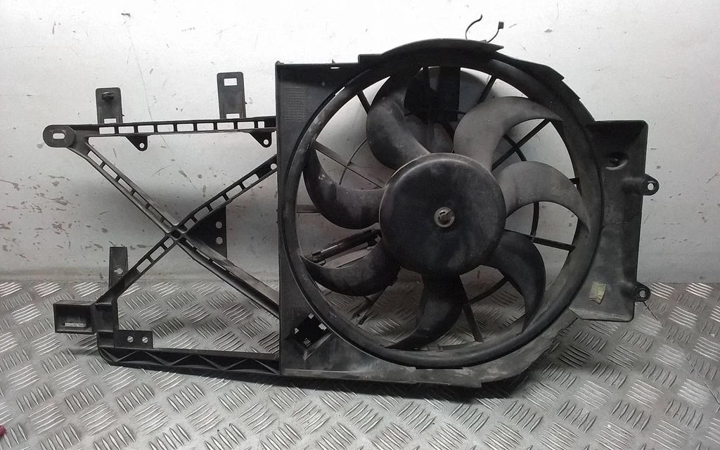 Elektriline radiaatori jahutusventilaator – Opel Vectra B (1996-2002)