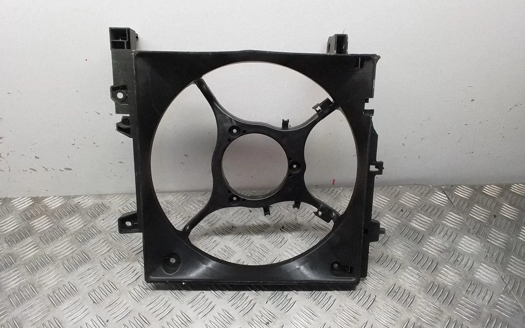 Radiator cooling fan shroud – Subaru Impreza II (2001-2002)
