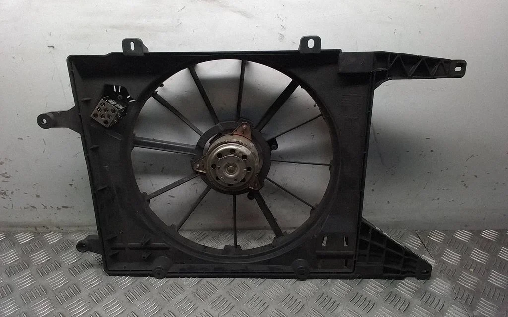 Electric radiator cooling fan 9020906