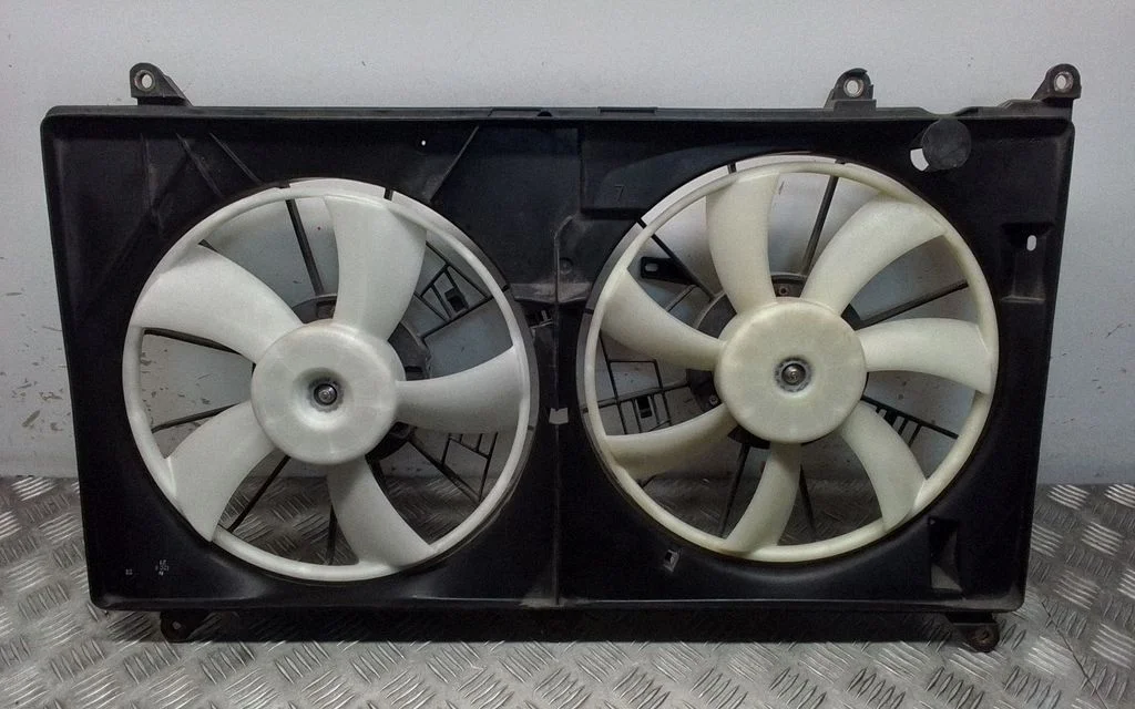 Wentylator chłodnicy elektryczny – Lexus GS 300 350 430 450H (2005-2012)