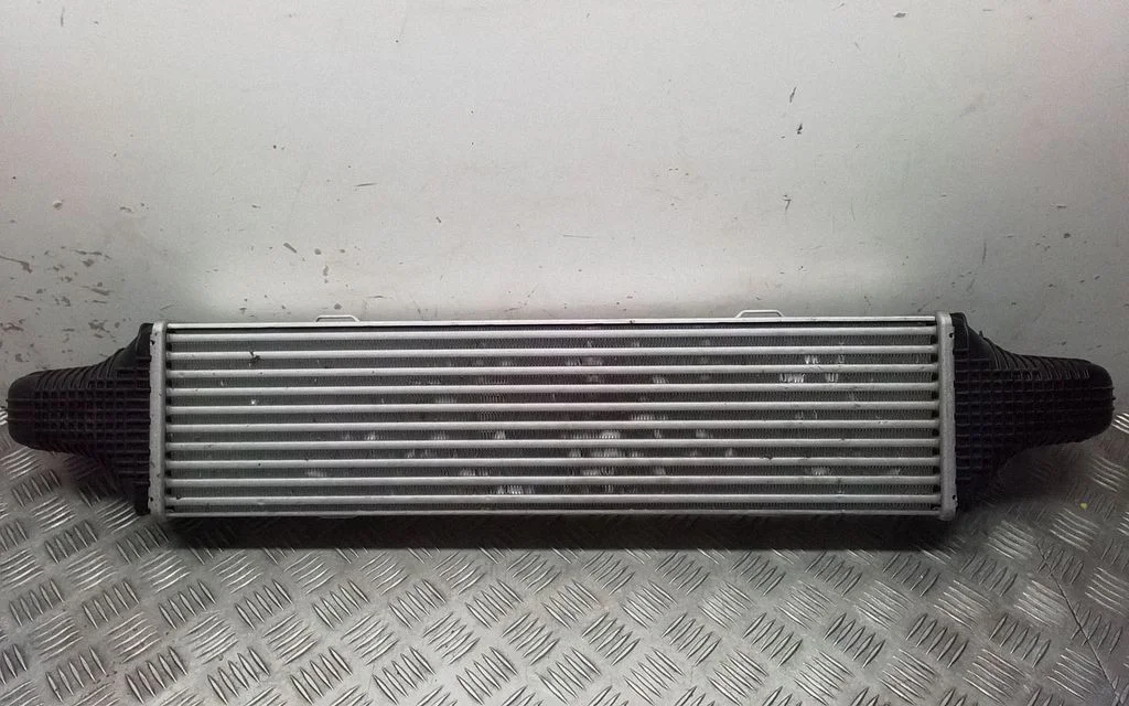 Intercooler – Mercedes-Benz Klasa C AMG W204 (2007-2014)