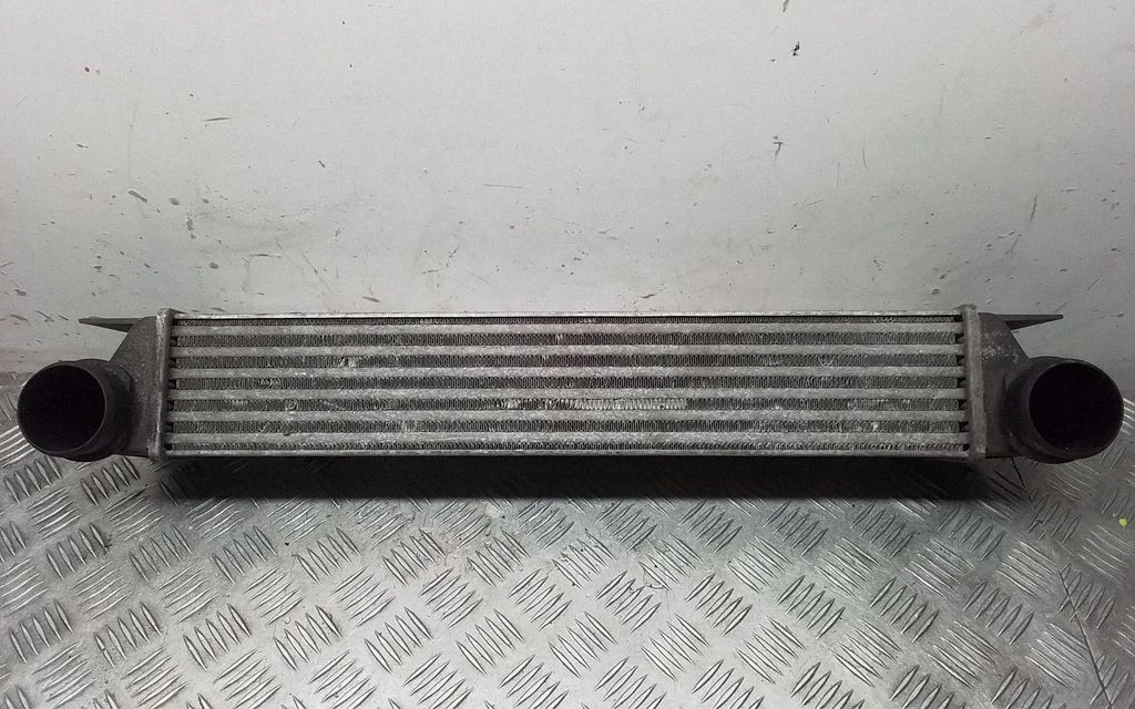 Intercooler – BMW Seria 5 E39 (1996-2003)