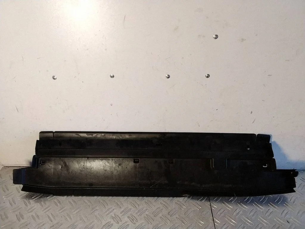 Intercooler air guide/duct channel – Toyota RAV 4 (XA50) (2018-)