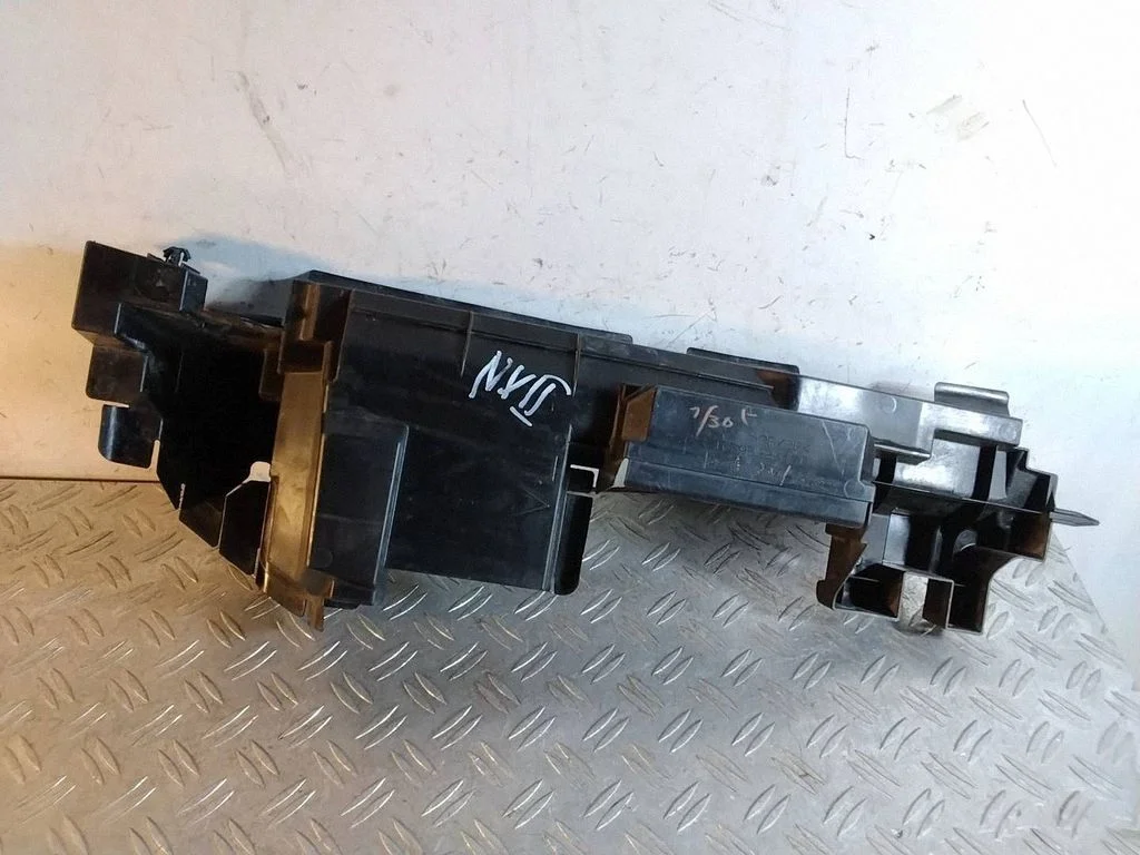 Intercooler air guide/duct channel – Lexus NX (2021-)