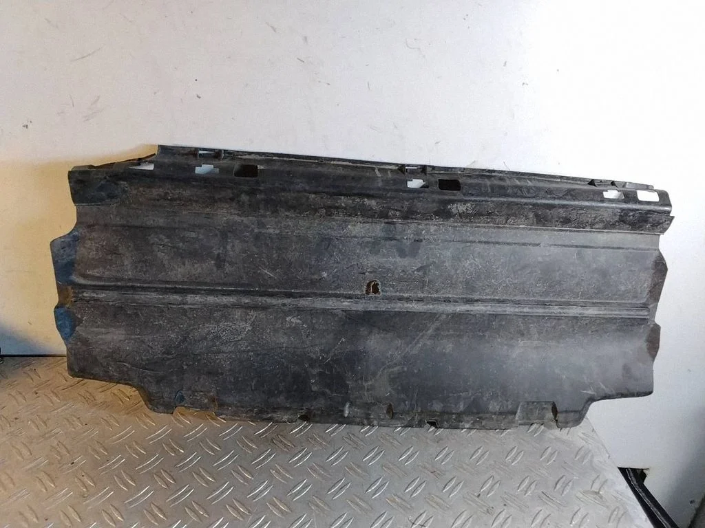 Intercooler air guide/duct channel – Porsche Macan (95B) (2019-)