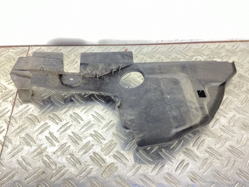 Kierownica powietrza chłodnicy 532940E020