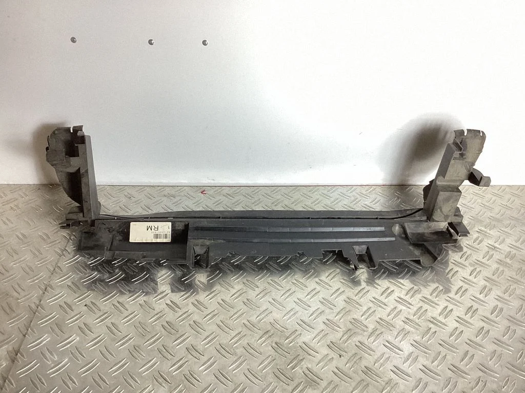 Intercooler air guide/duct channel A2125051930