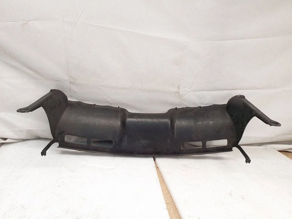 Intercooler air guide/duct channel 7L5121285B