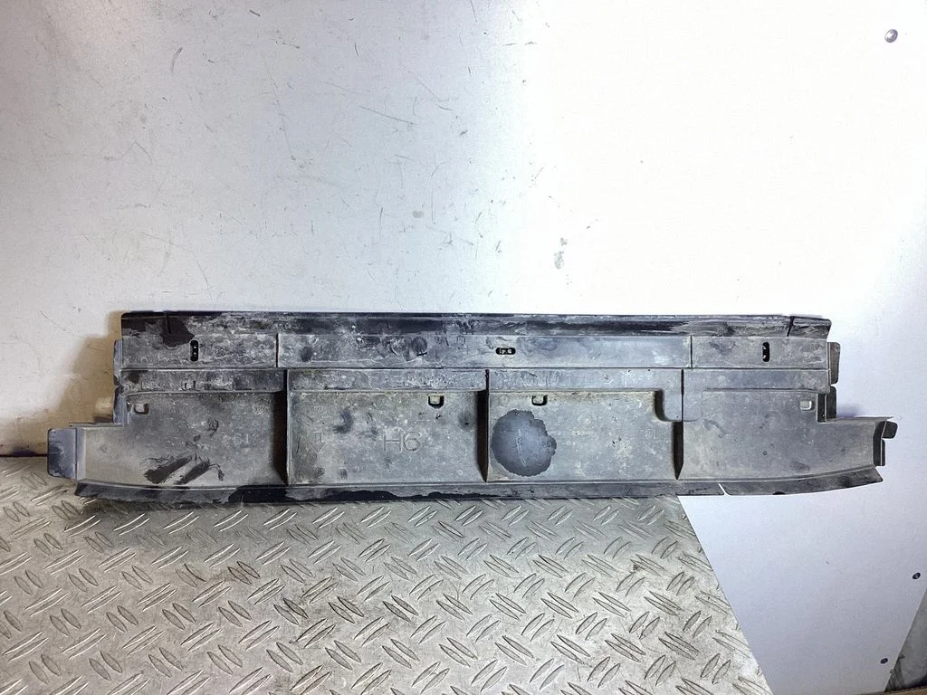 Intercooler air guide/duct channel – Lexus NX (2021-)