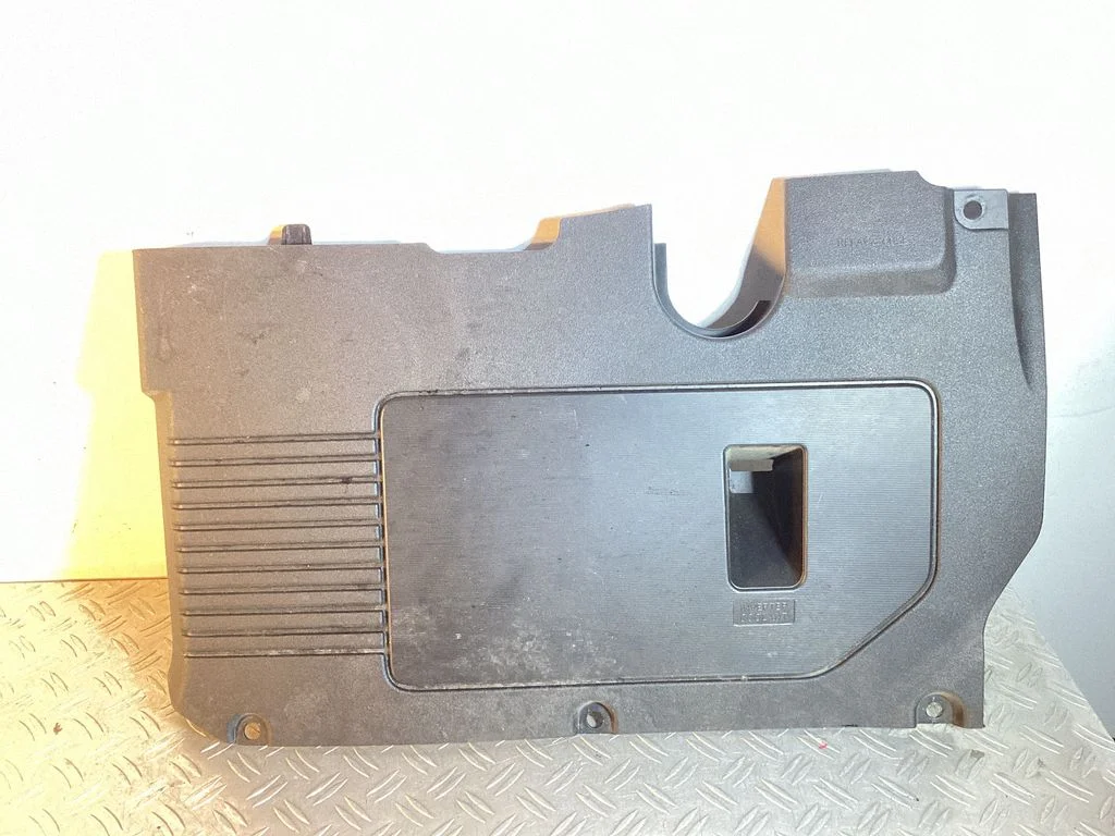 Engine cover (trim) – Lexus RX III (2008-2015)