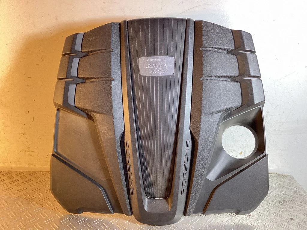 Engine cover (trim) – Porsche Macan (95B) (2019-)