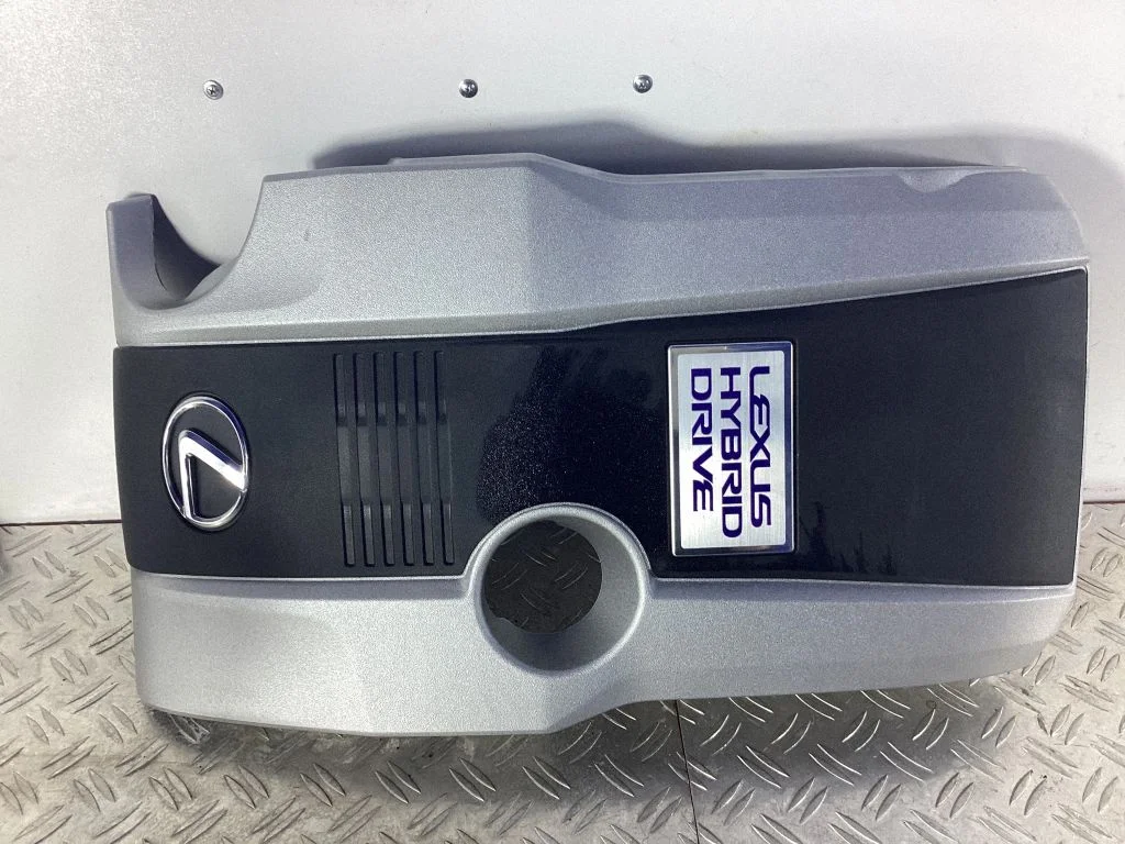 Engine cover (trim) – Lexus RC (2014-)