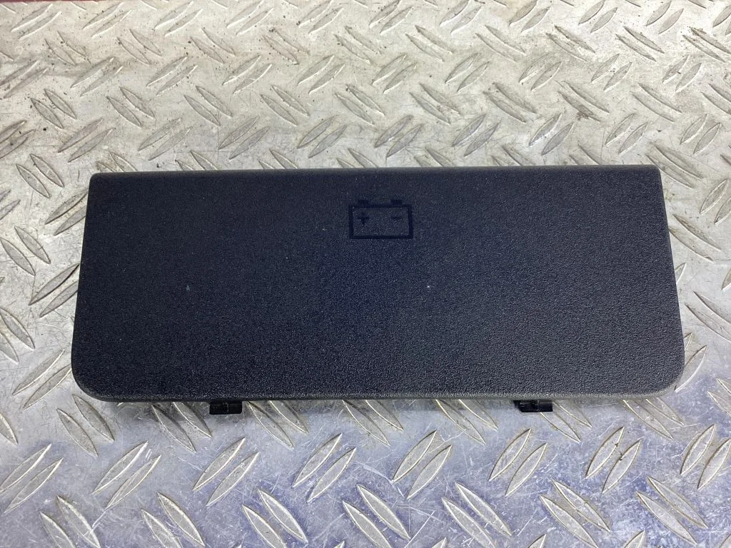 Engine cover (trim) – Lexus RX III (2008-2015)
