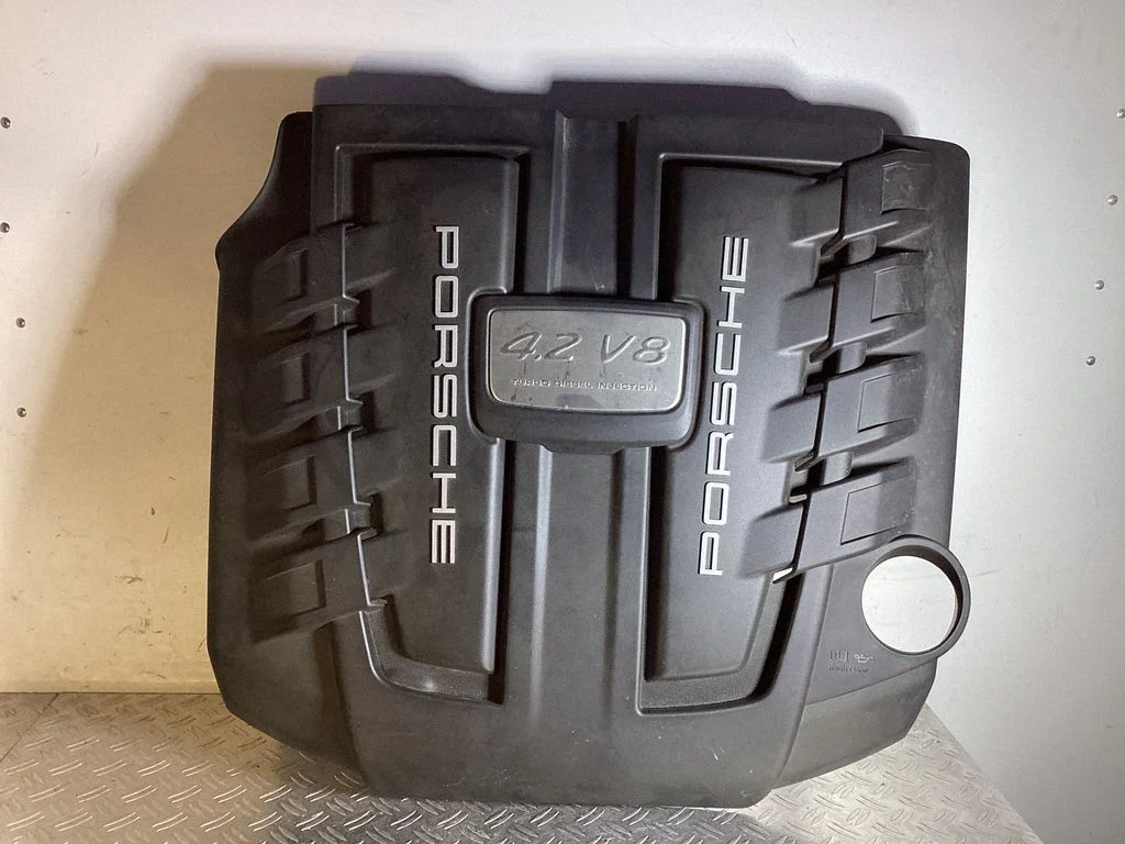 Engine cover (trim) – Porsche Cayenne (92A) (2010-2017)